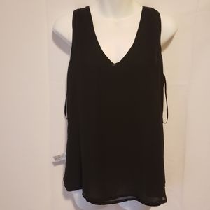 Norah Black Sleeveless‎ Blouse